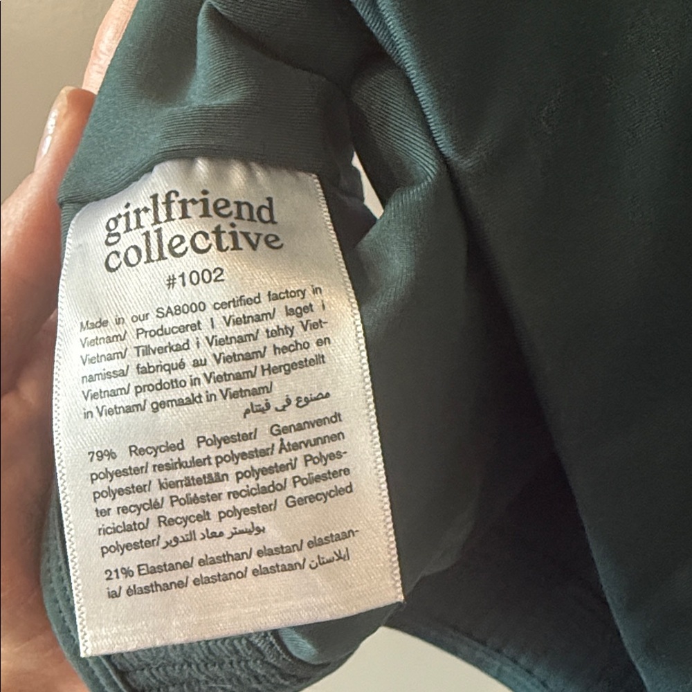 Girlfriend Collective Racerback Bra Top - Picture 3 of 3